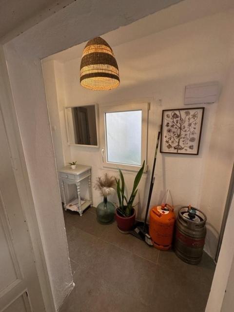 Apartment In Old Town With Roof Terrace And Fibre, Tarifa Luaran gambar